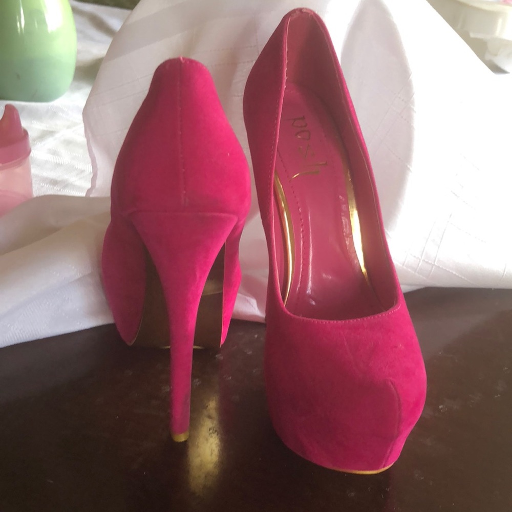 Pink heels